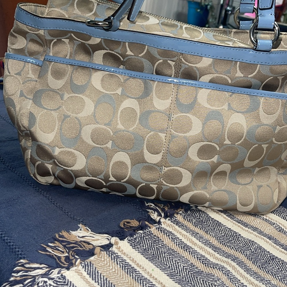 Coach F17676 Gallery East West Blue multi tote. Good condition. - Picture 2 of 13